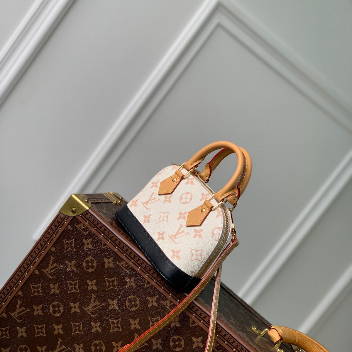 LOU NANO ALMA BAG