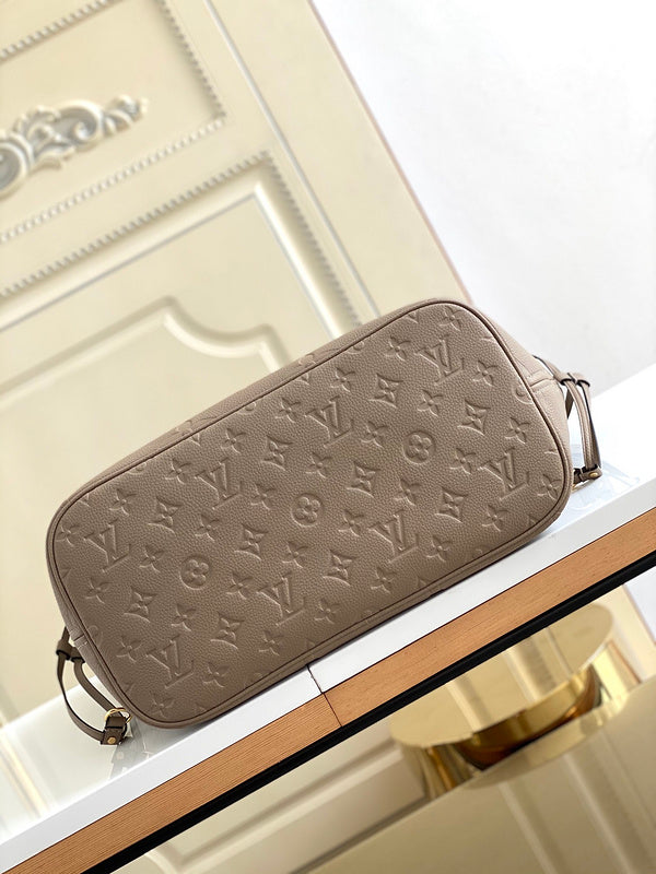 I W Fashion Lu-Vi Bags - 16816