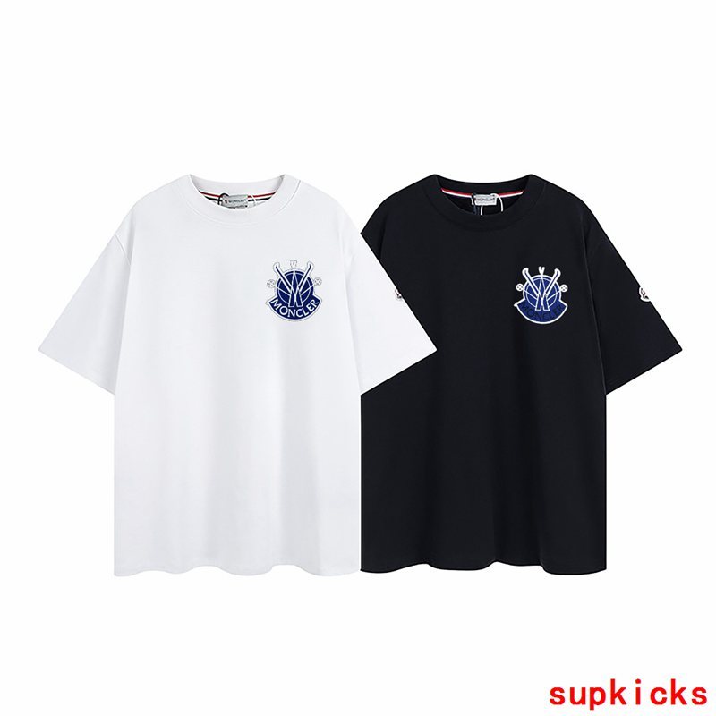 Moncler Luxury Cloth