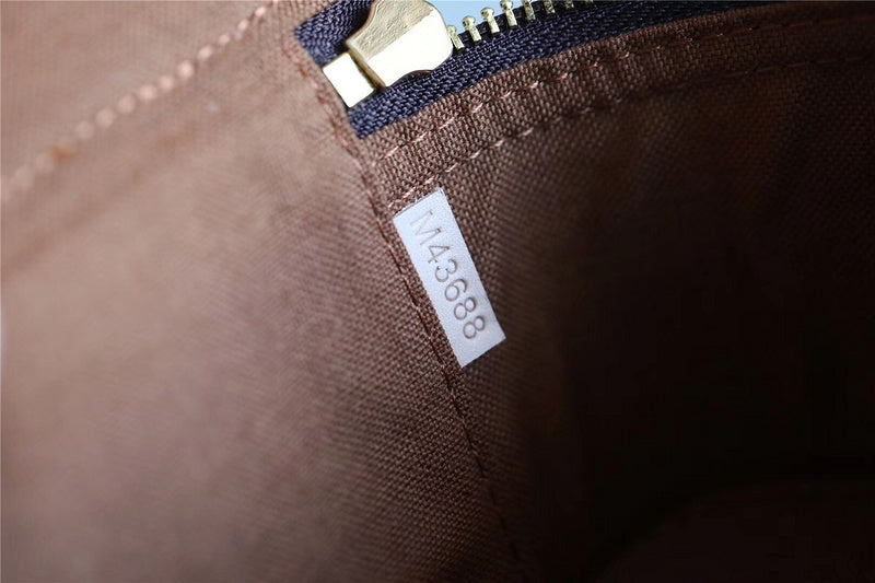 I W Fashion Lu-Vi bags - 9204