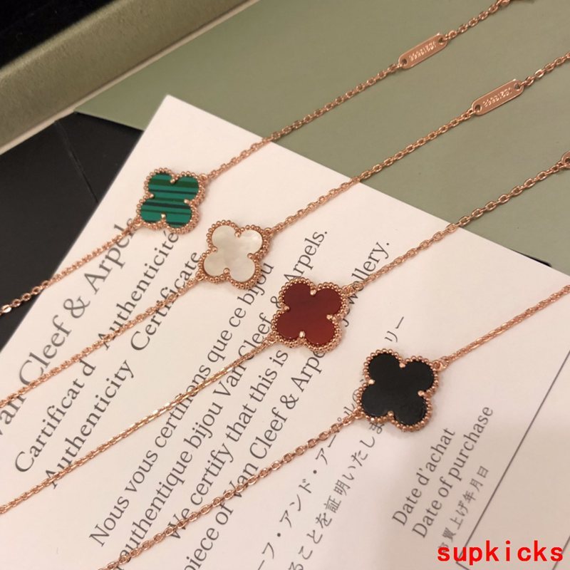 Van Cleef & Arples Jewelry