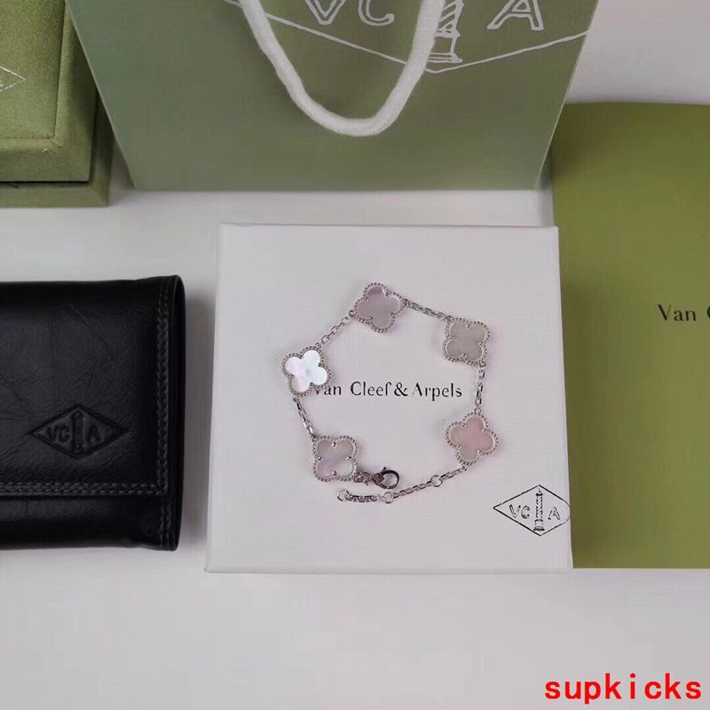 Van Cleef & Arples Jewelry