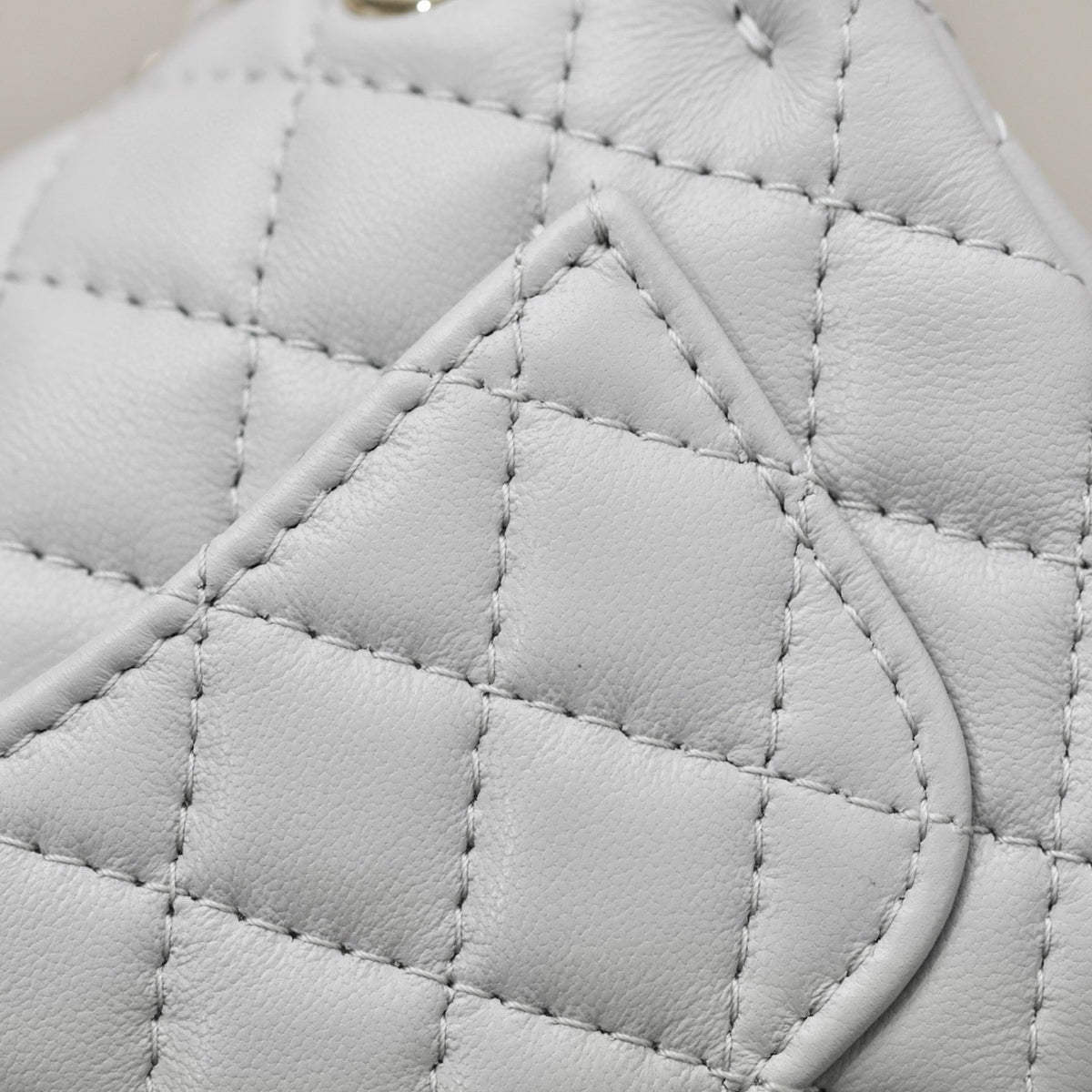CC 25A MINI CLASSIC FLAP BAG
