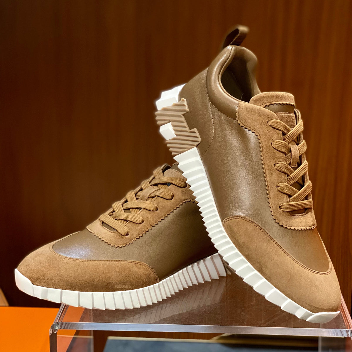 HERM BOUNCING SNEAKERS