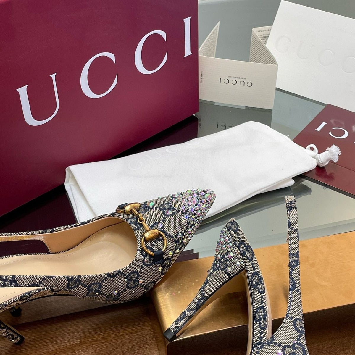 GG HEELS