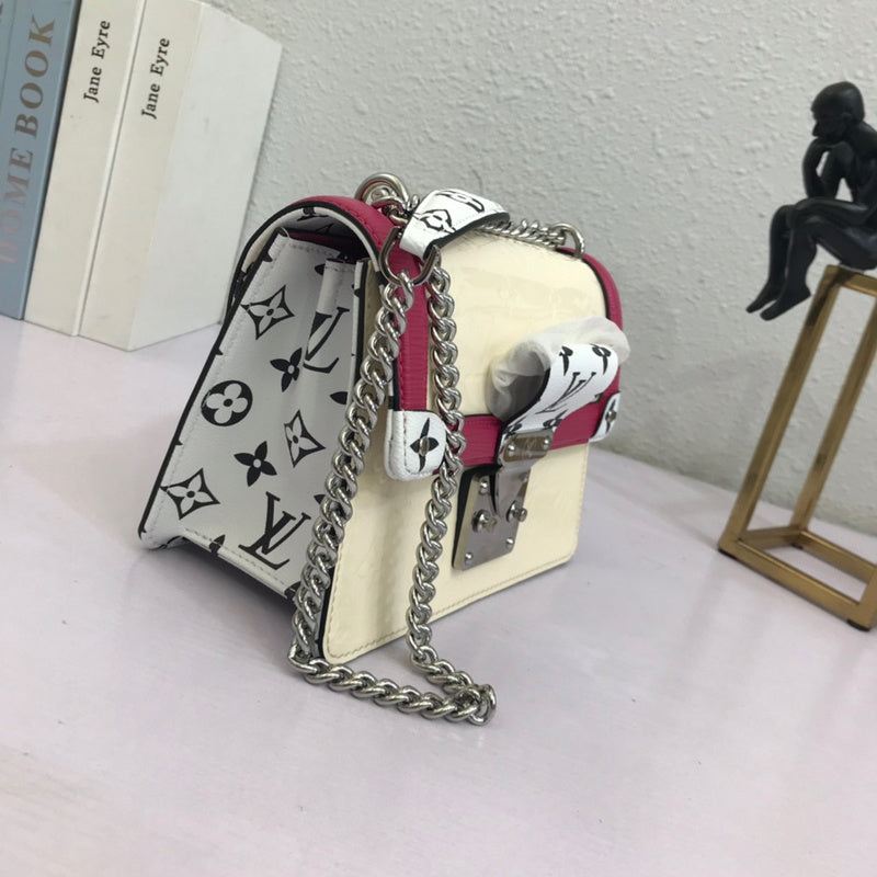 LOV2 Bags - Luxurious Bags  924