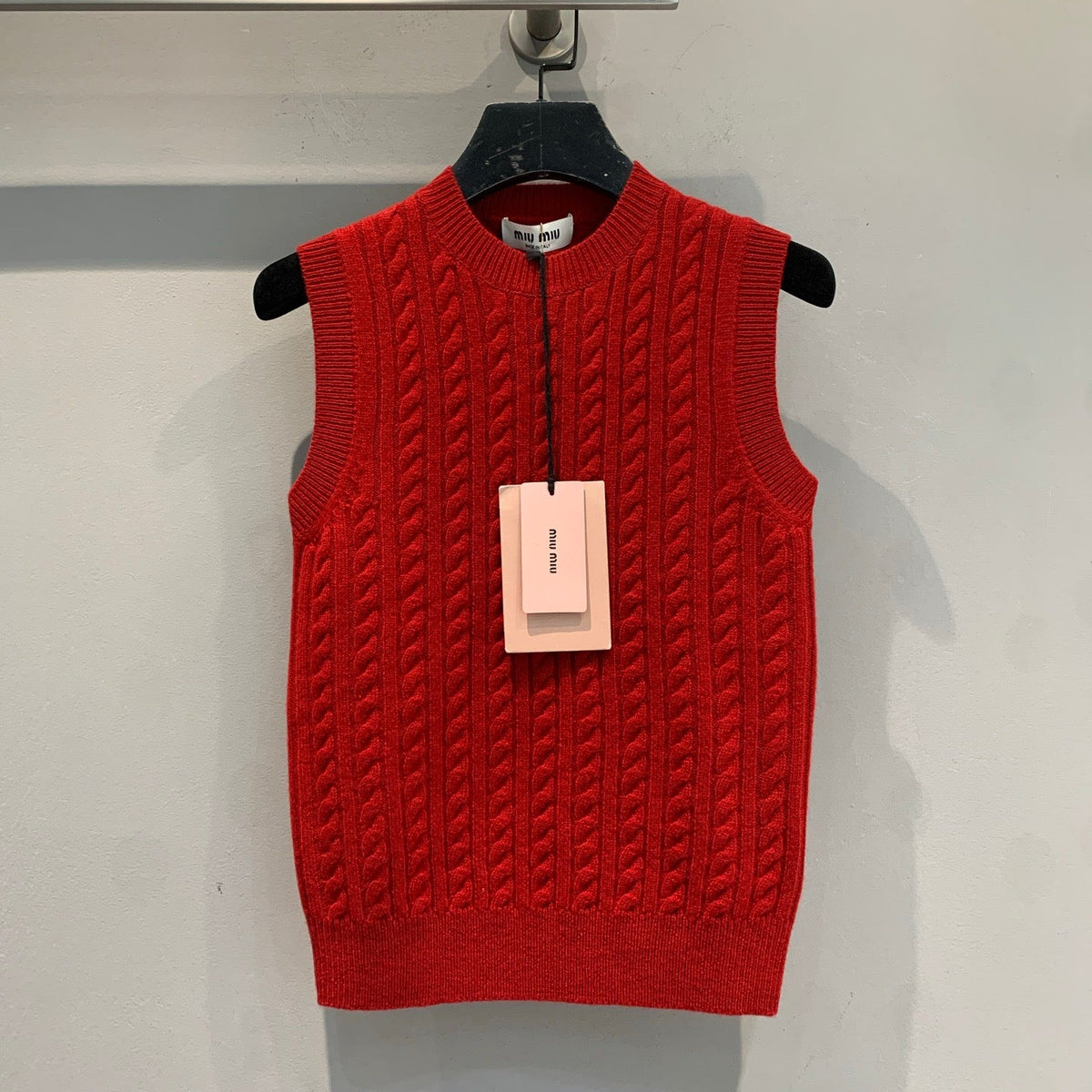 MIU M KNITTED VEST