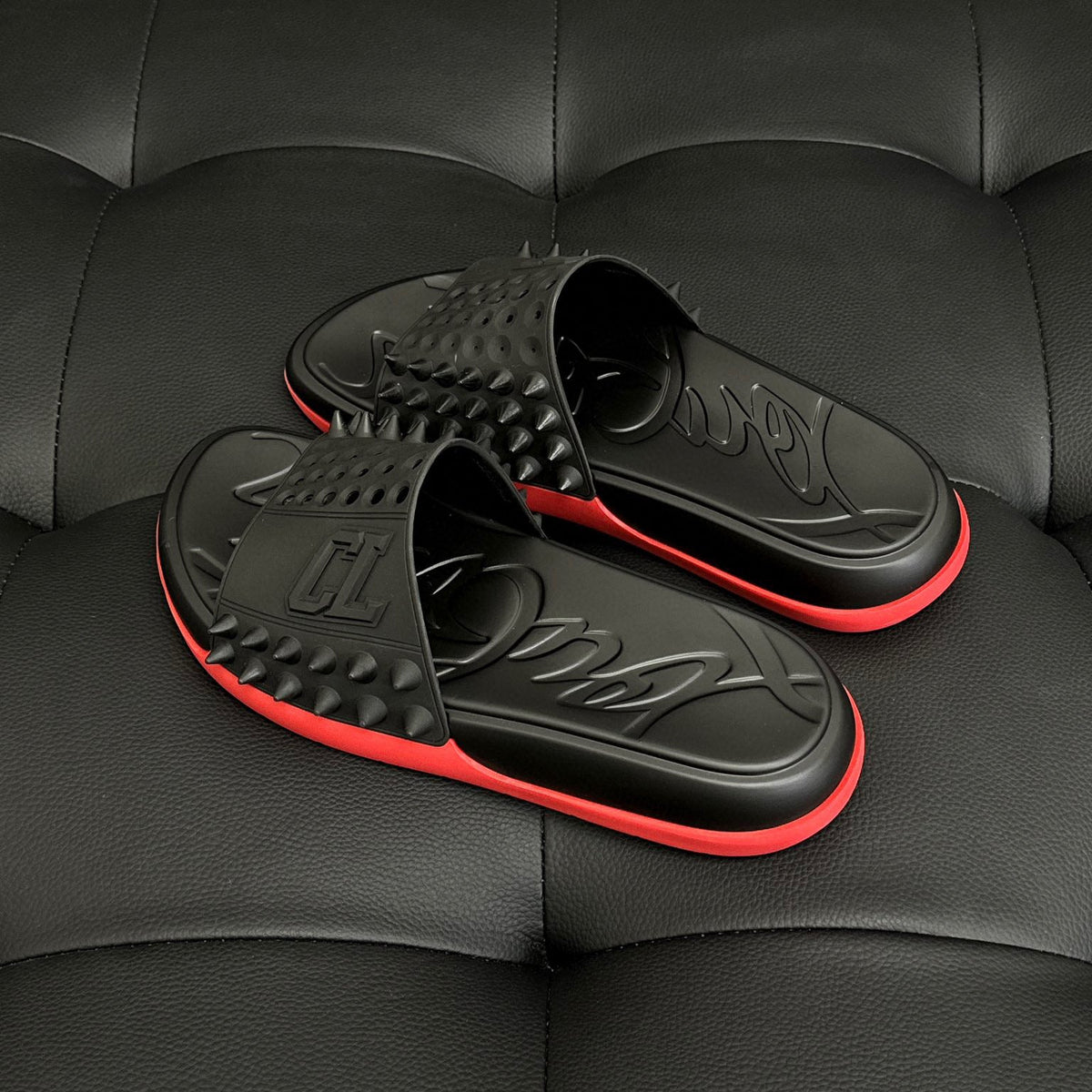 CL SPIKE SLIDES