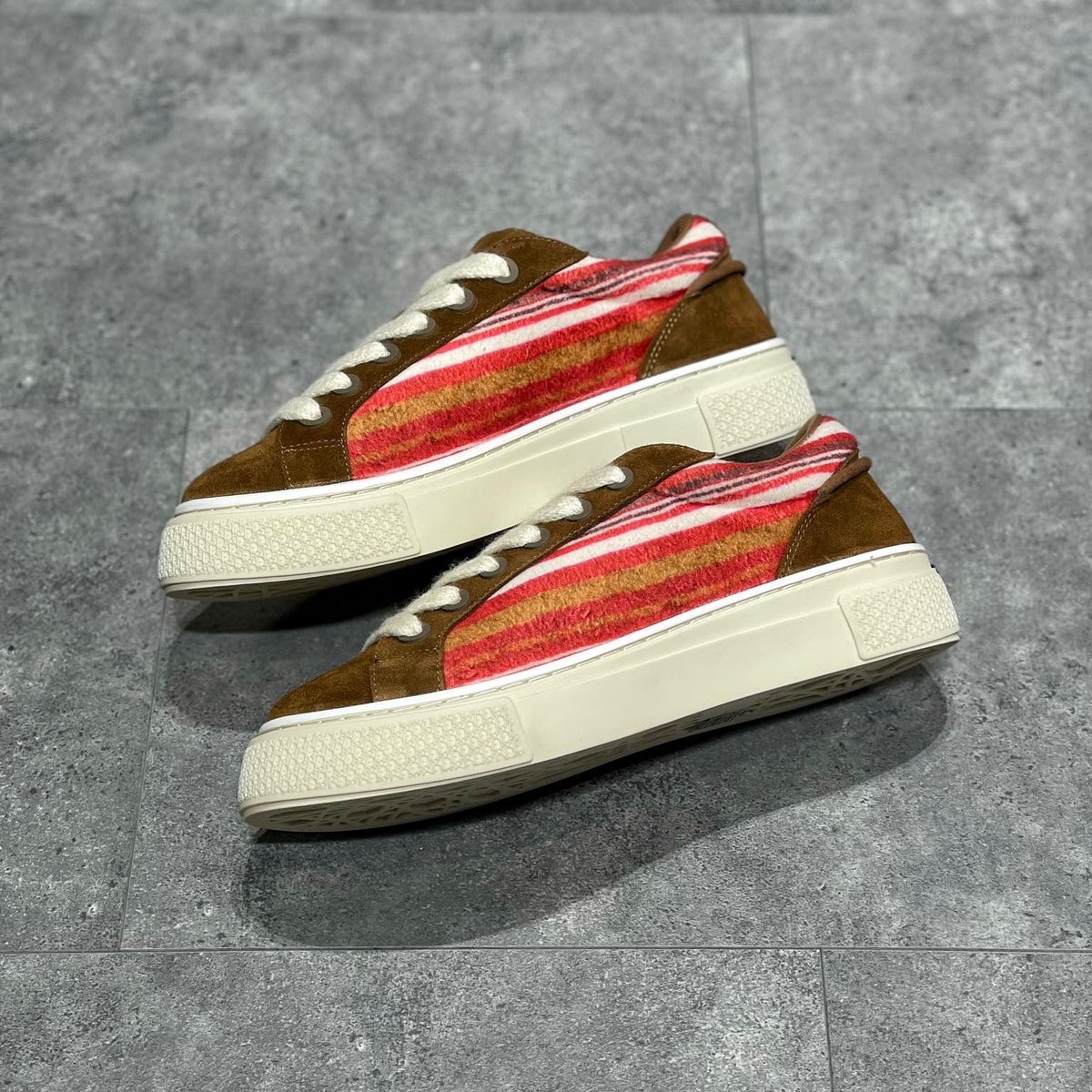 CD B33 SNEAKER
