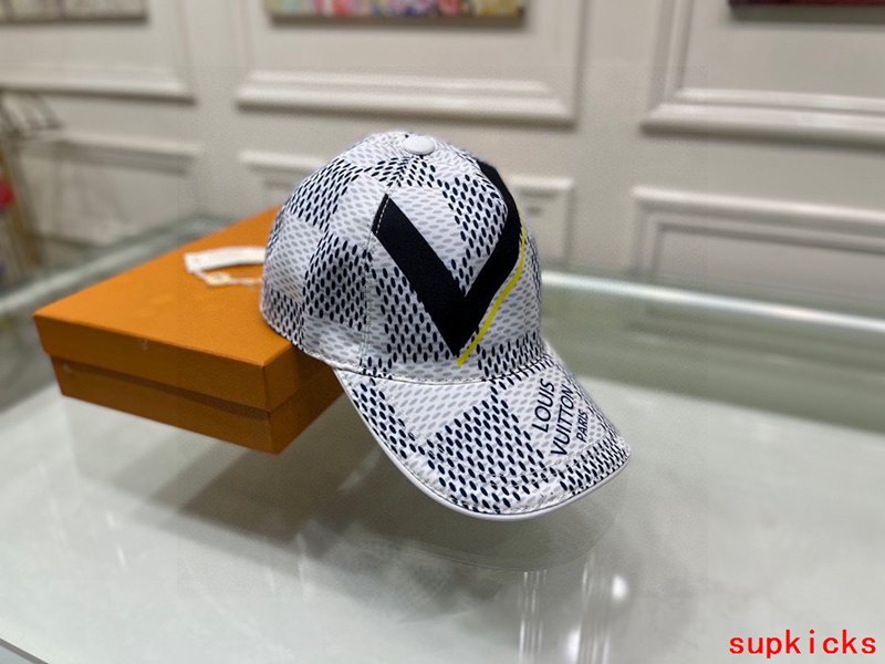 Louis Vuitton Luxury Cap