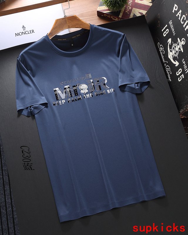 Moncler Luxury Cloth