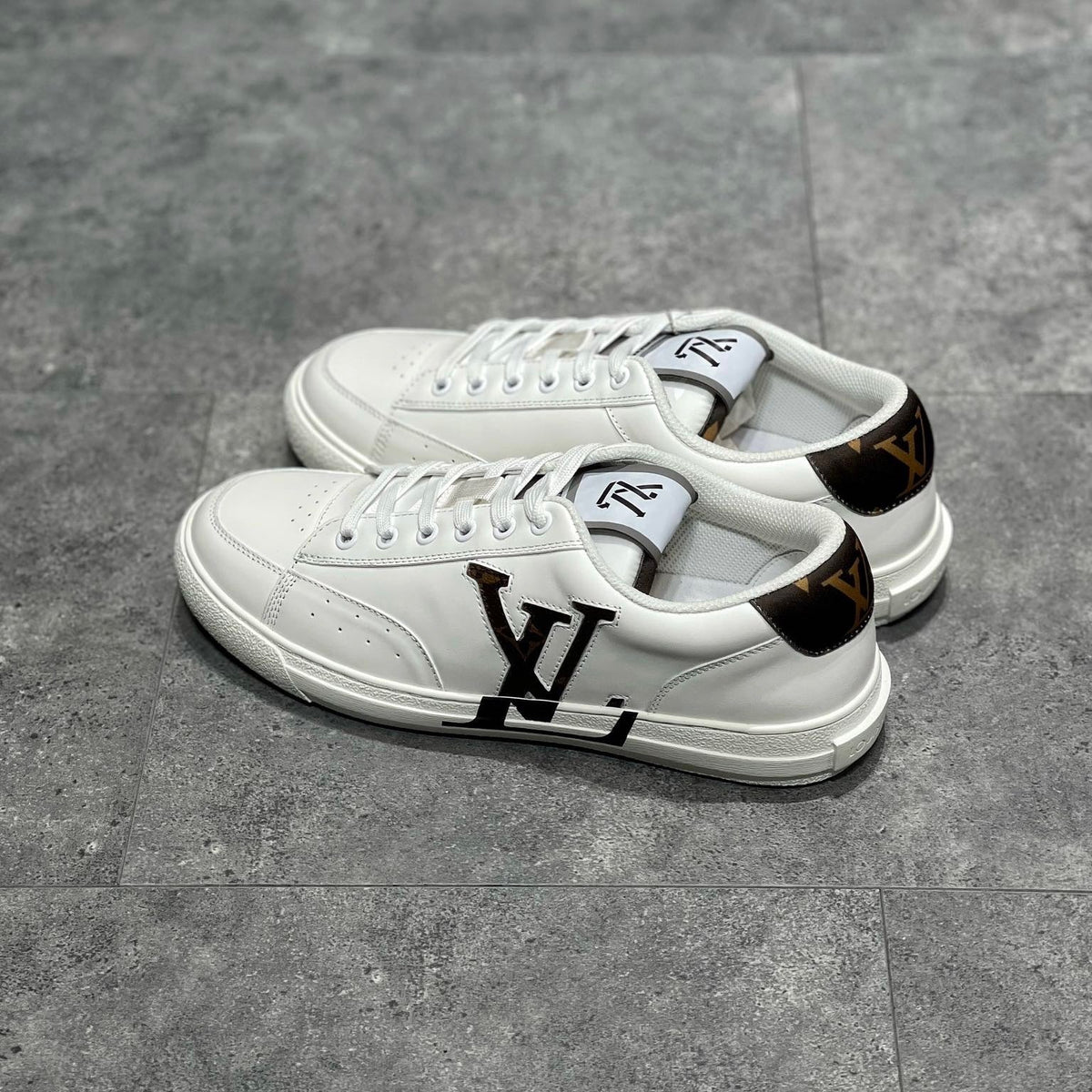 LOU TRAINERS