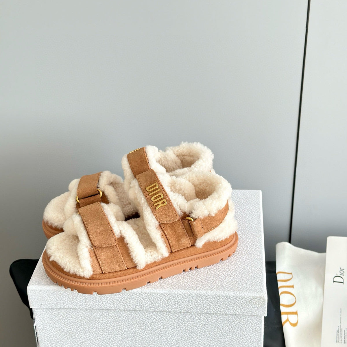 CD SANDALS