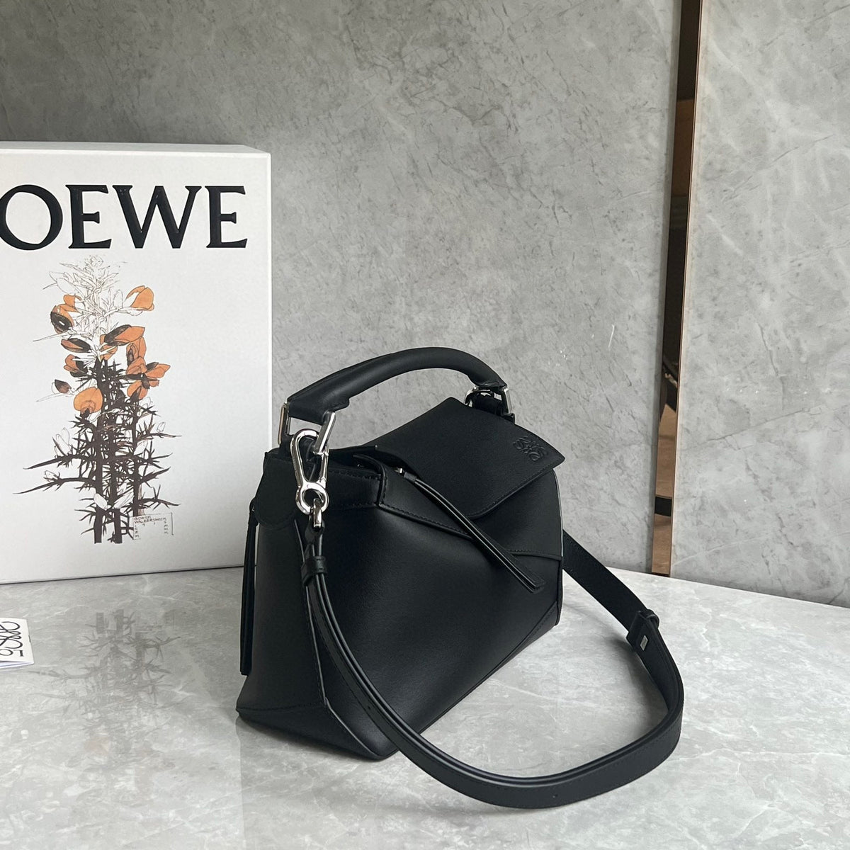 LOEW SMALL PUZZLE EDGE BAG