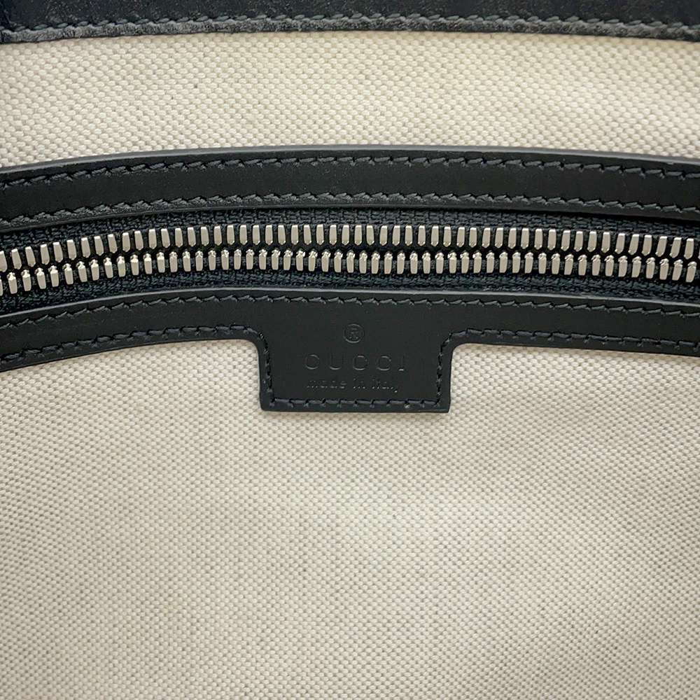 GUCCI GG embossed 2WAY Clutch Bag Black 696009 Leather Size Medium