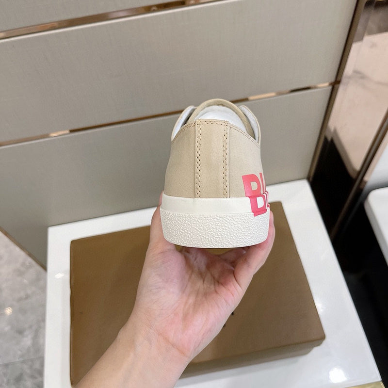 Burberry Luxury Shoes