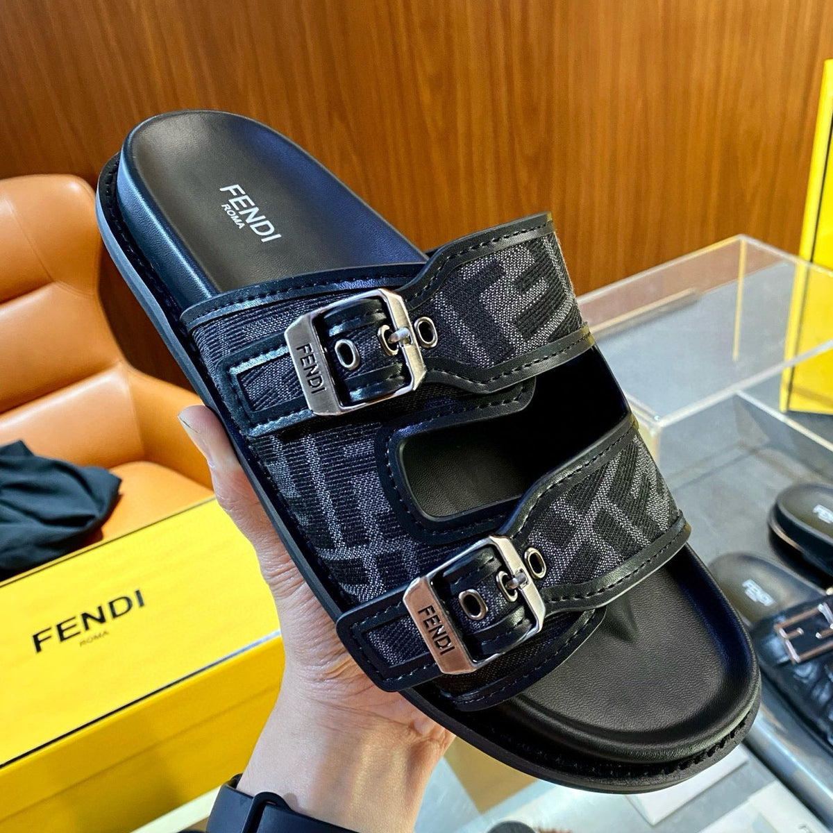 FEN SANDALS