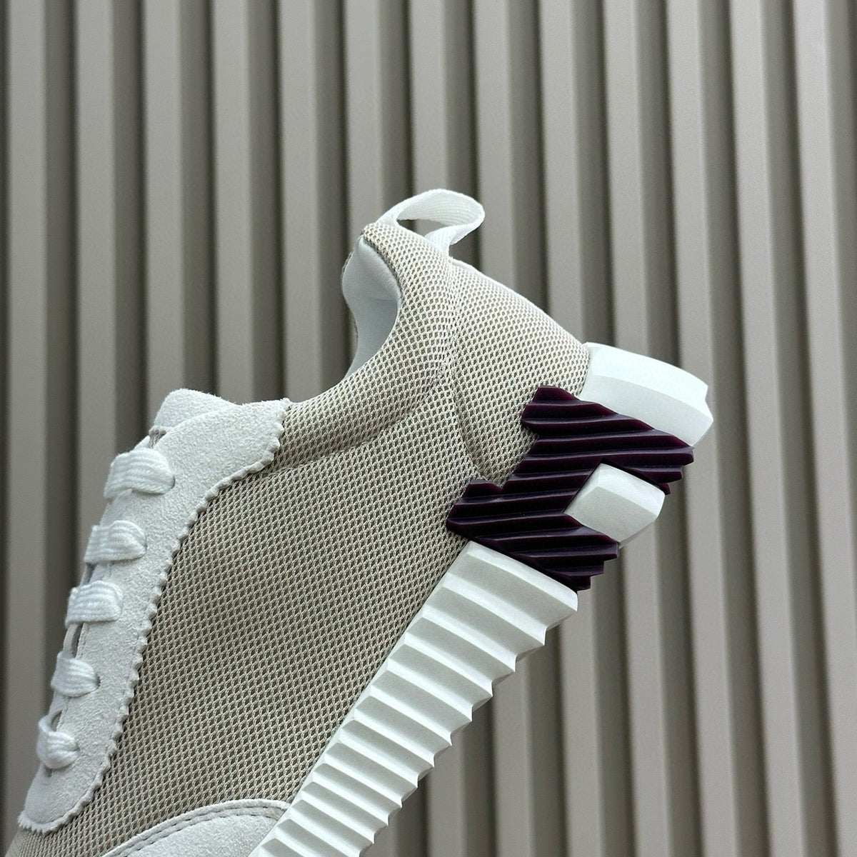 HERM BOUNCING SNEAKER