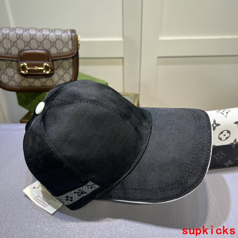 Louis Vuitton Luxury Cap