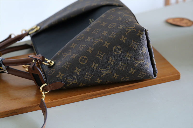 I W Fashion Lu-Vi bags - 8008