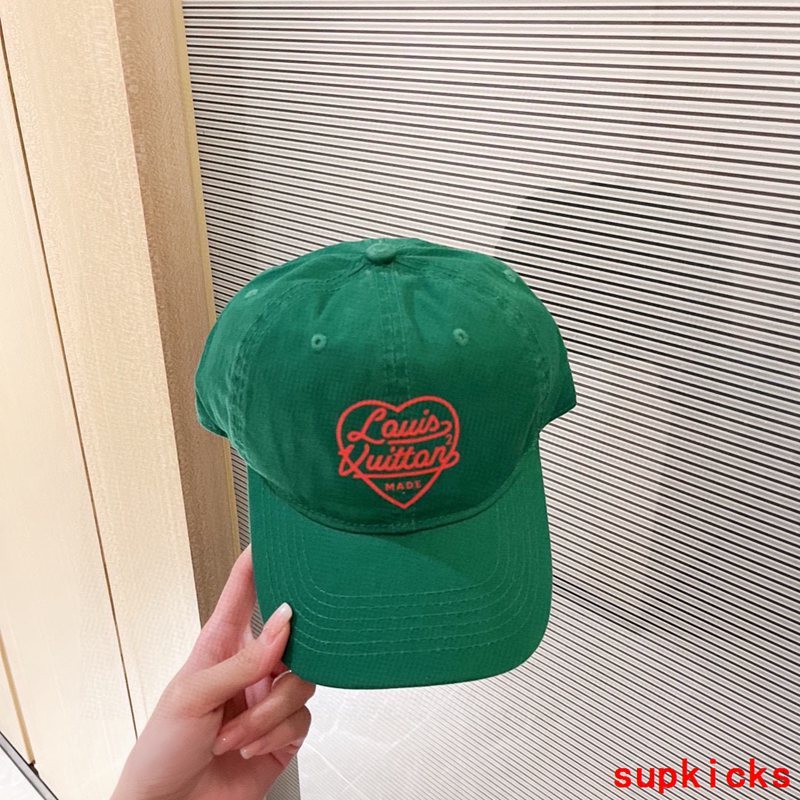 Louis Vuitton Luxury Cap