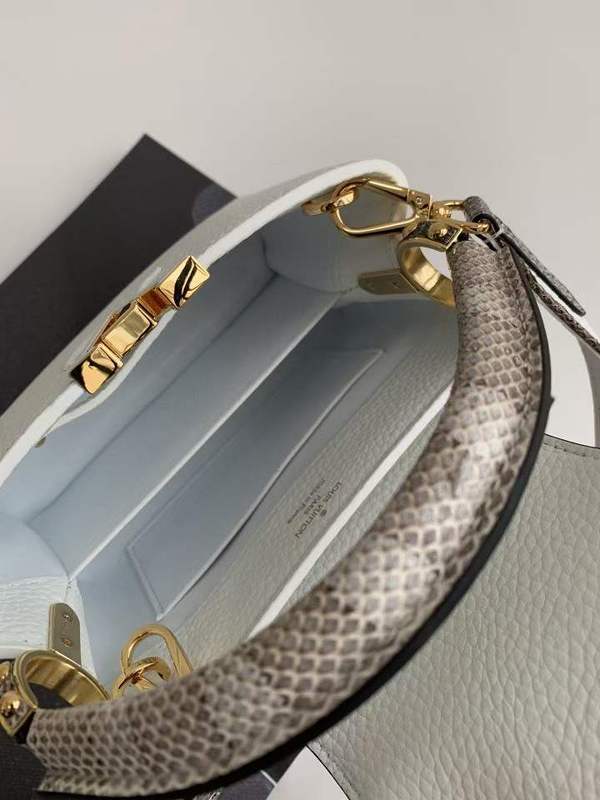 LOV2 Bags - Luxurious Bags  747