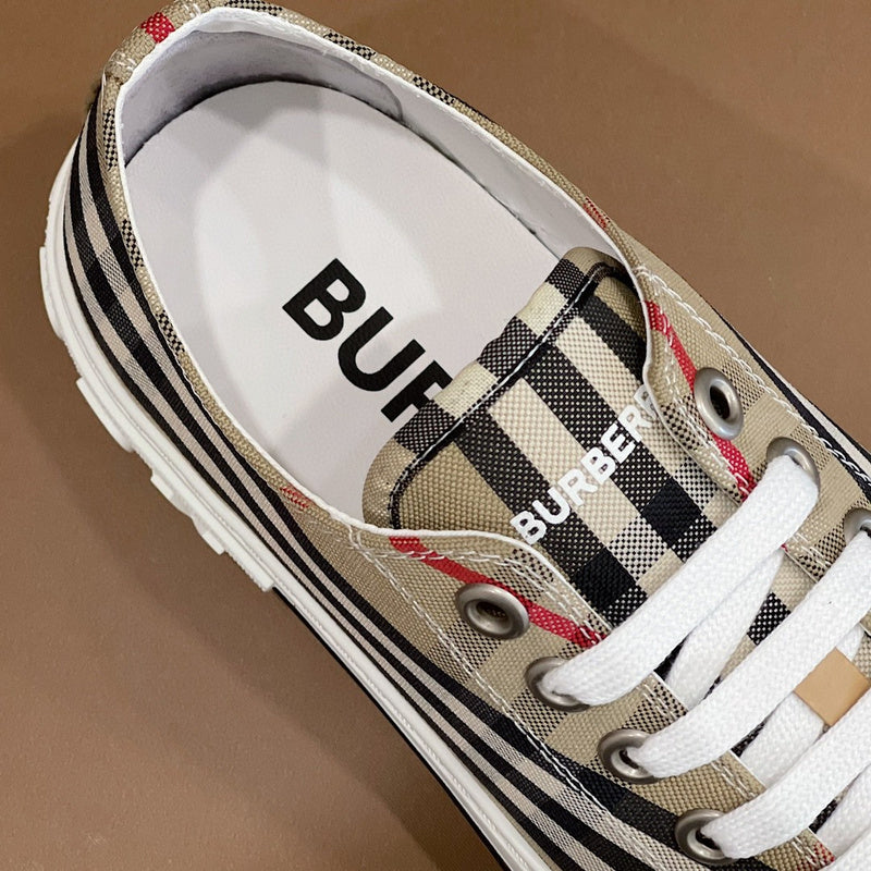 Burberry Luxury Shoes