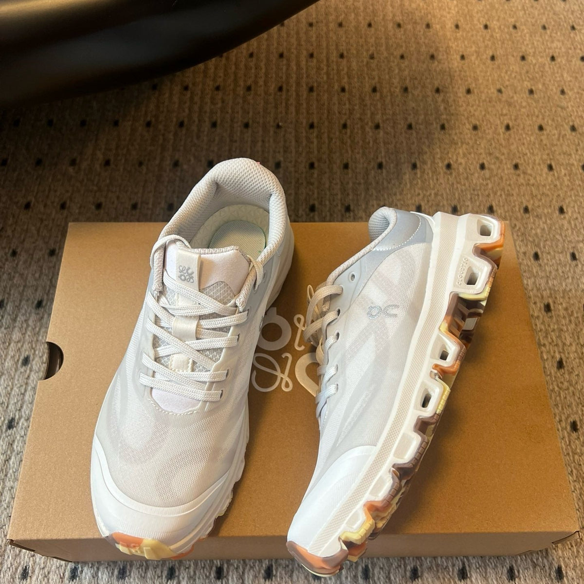 LOEW CLOUDLIT SNEAKER