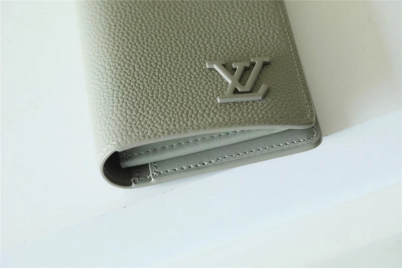 I W Fashion Lu-Vi bags - 10555