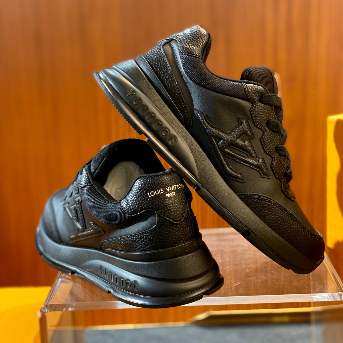 LOU CLASSIC SNEAKER