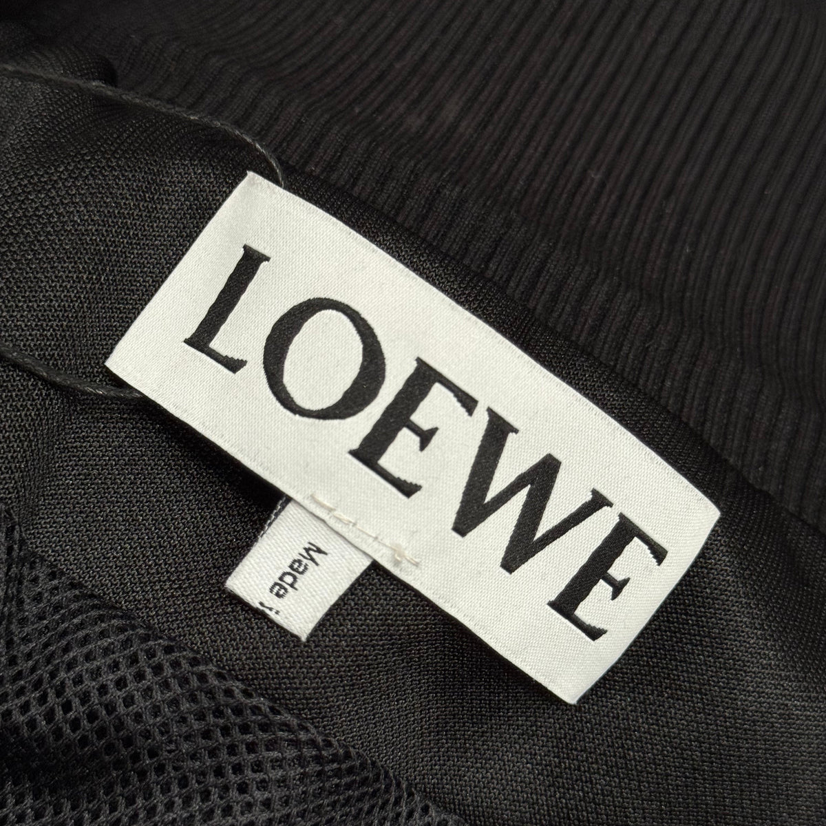 LOEW BOMBER