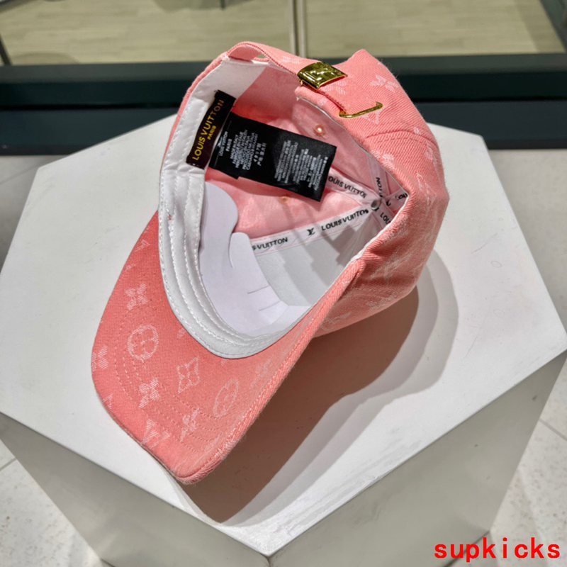 Louis Vuitton Luxury Cap