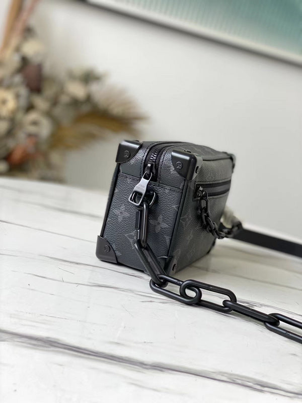 I W Fashion Lu-Vi bags - 17083