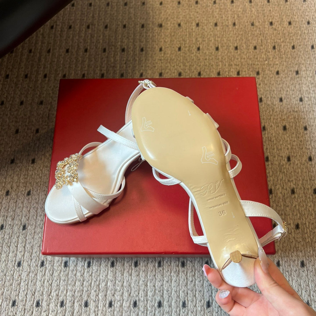 ROGER V HEELS
