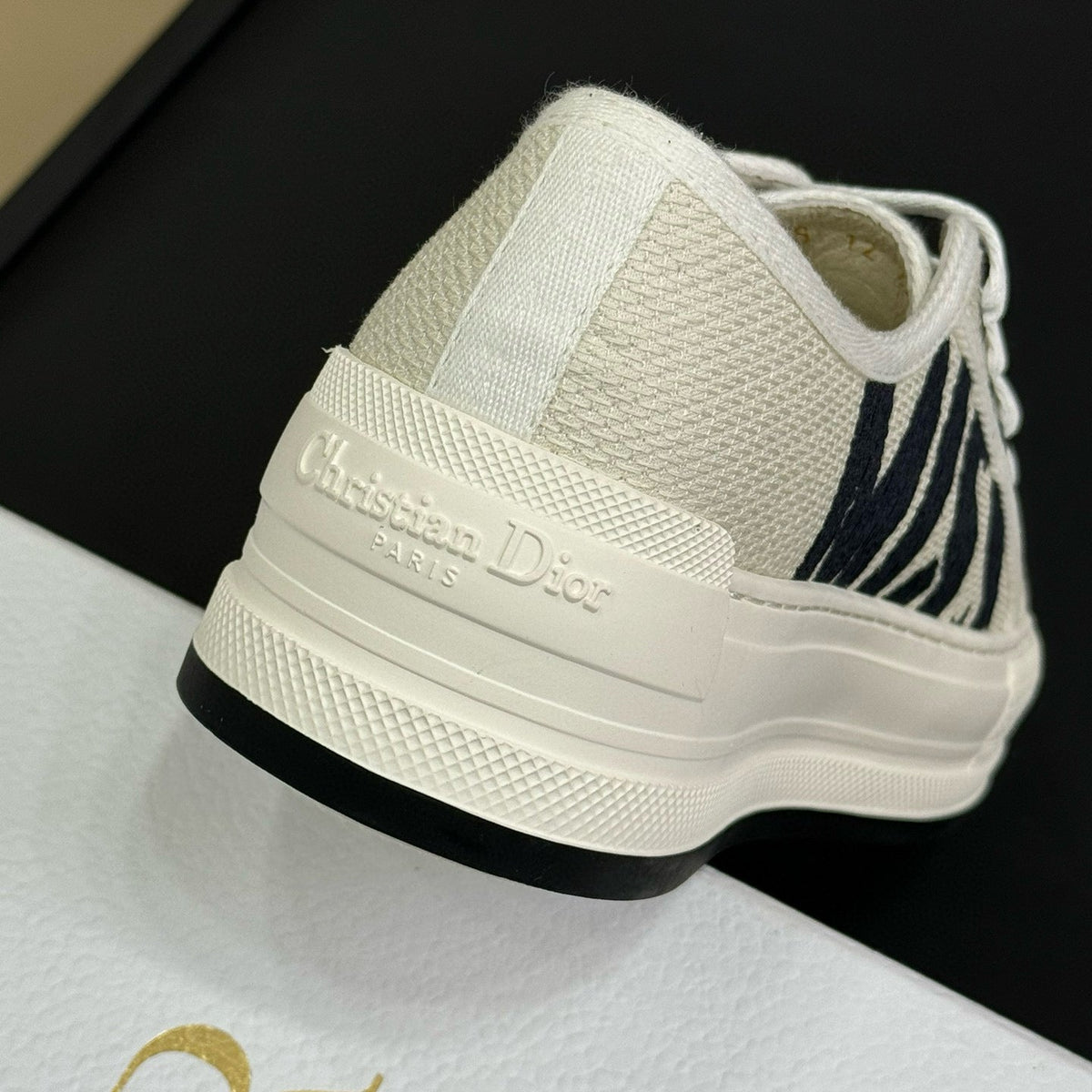 CD PLATFORM SNEAKER