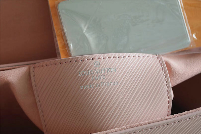 I W Fashion Lu-Vi bags - 8461