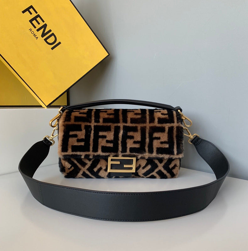 ENT - ENTI Bags - 102
