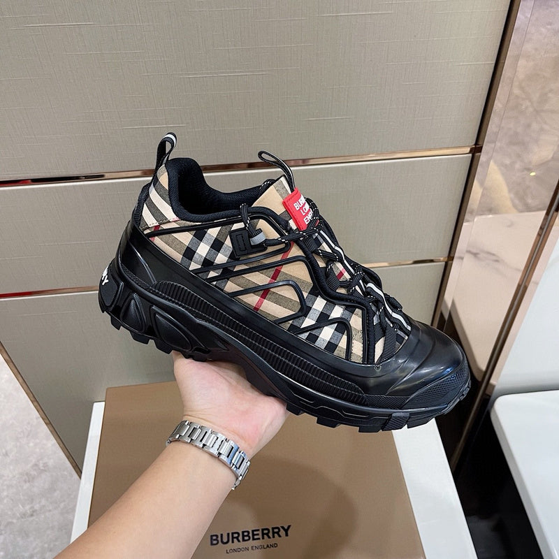 Burberry Luxury Shoes