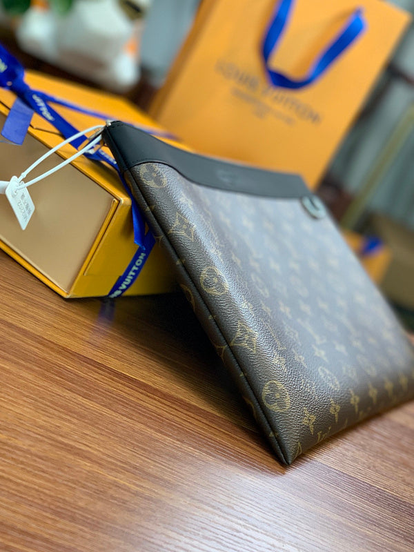 I W Fashion Lu-Vi Bags - 16658