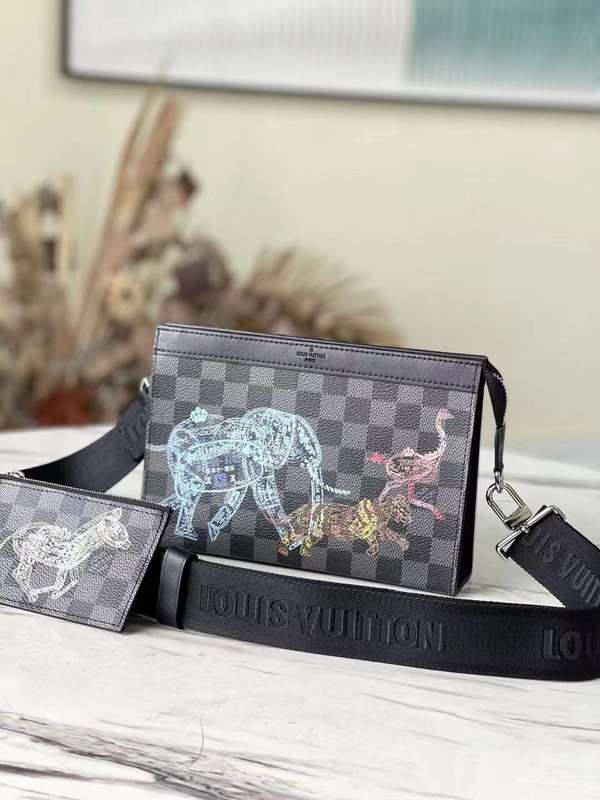 LOV2 Bags - Luxurious Bags  654