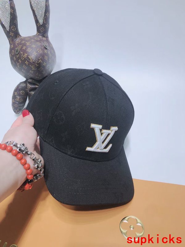 Louis Vuitton Luxury Cap