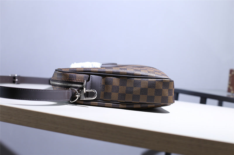 I W Fashion Lu-Vi bags - 9857