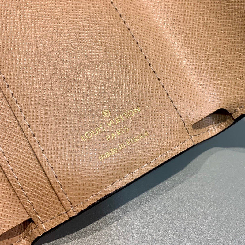 I W Fashion Lu-Vi bags - 9093