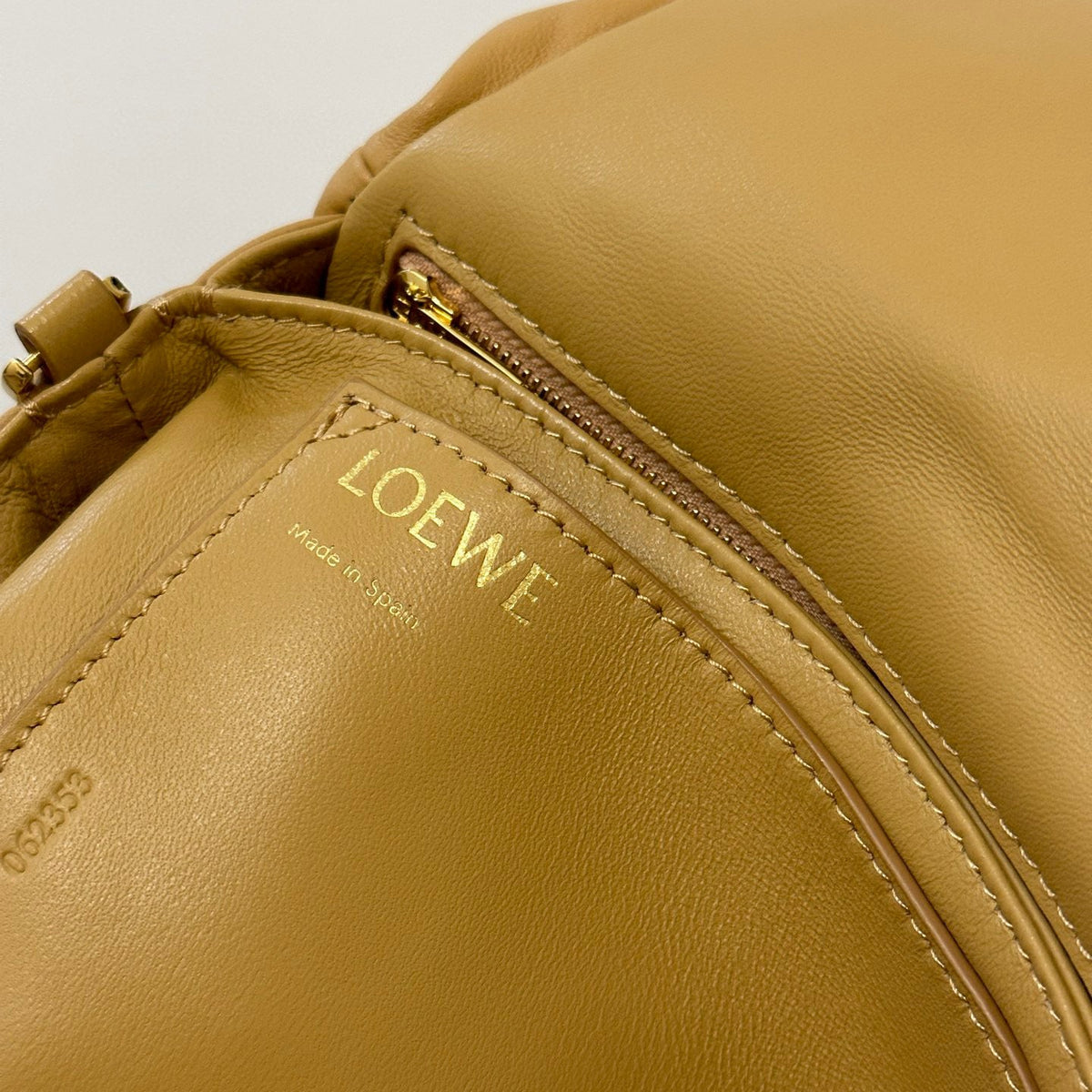 LOEW PUFFER GOYA BAG