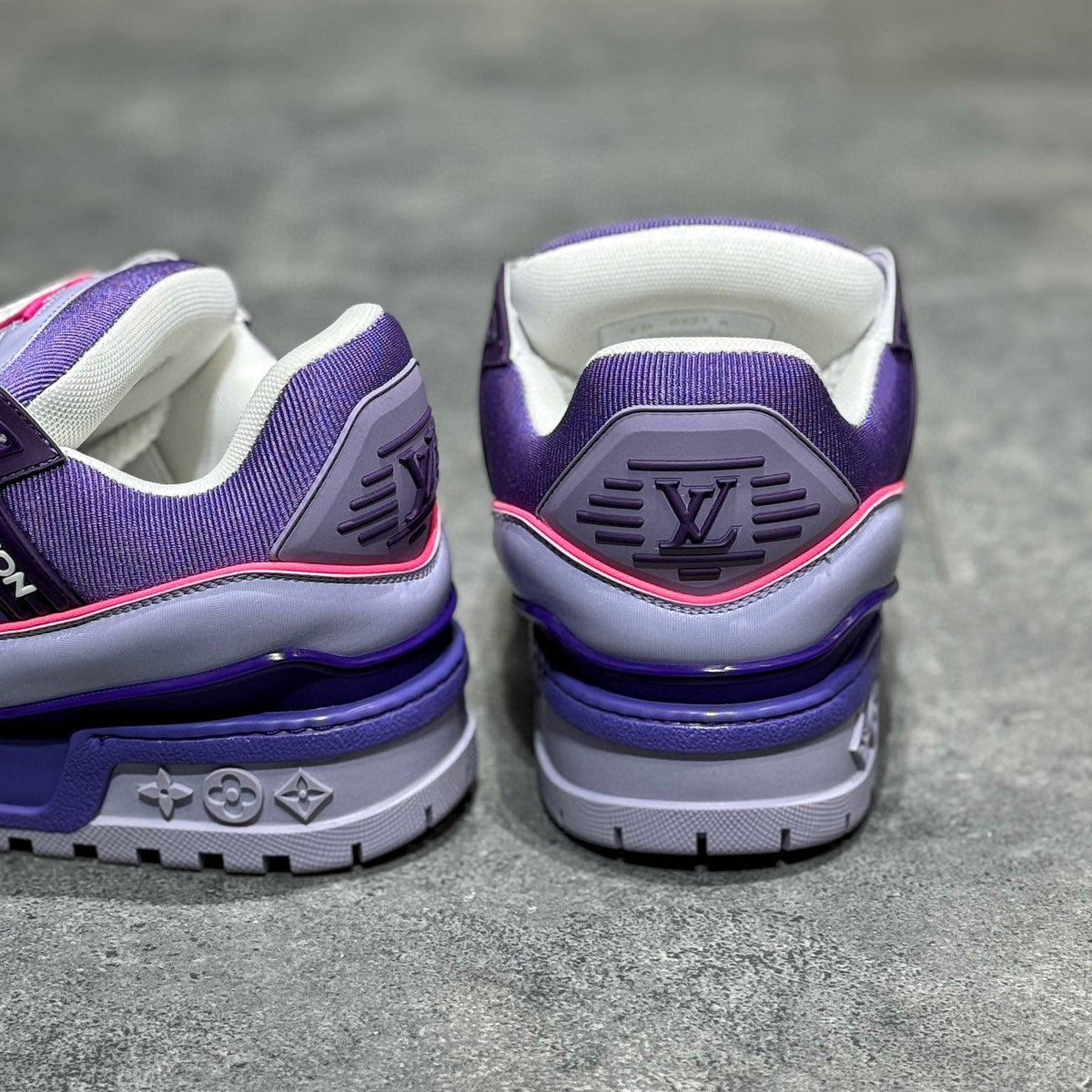 LOU TRAINERS