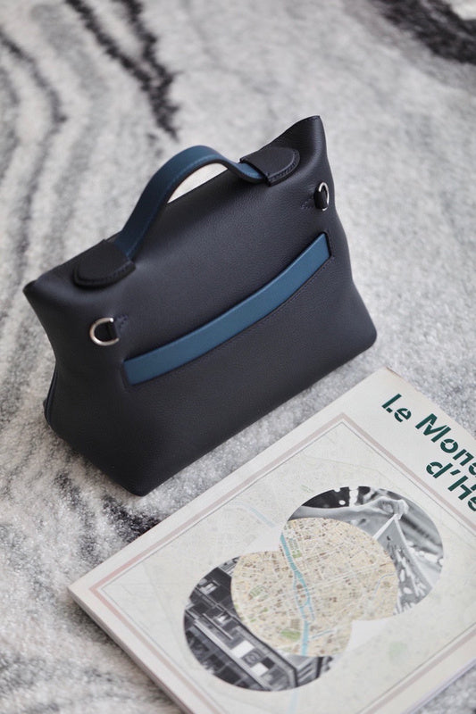 PHA - HMS Bags - 1808