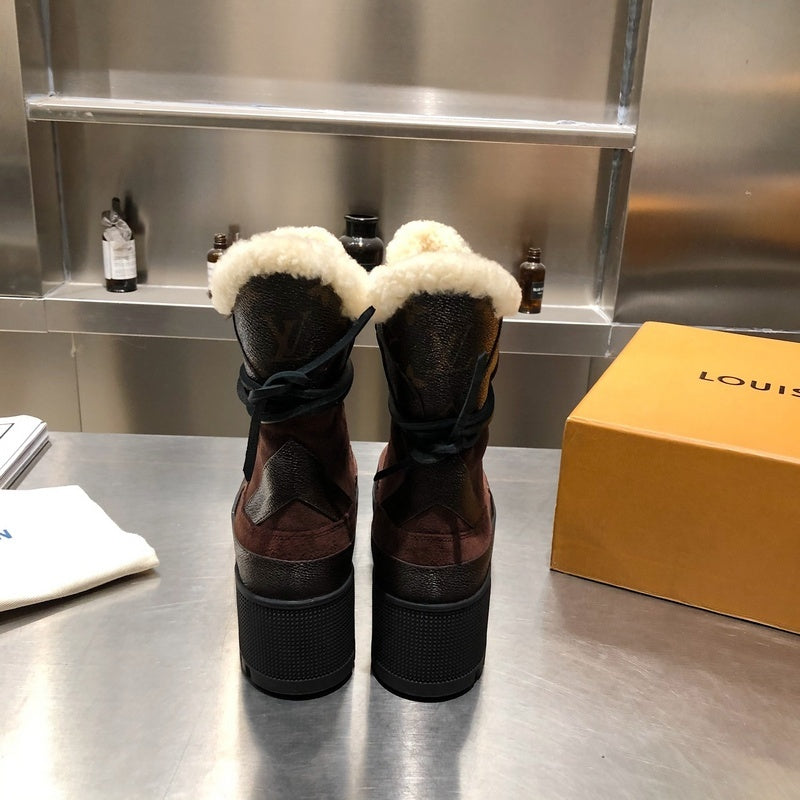 Louis Vuittion Luxury Shoes