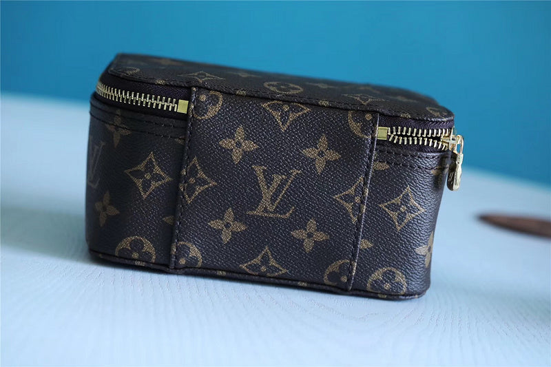 I W Fashion Lu-Vi bags - 9204