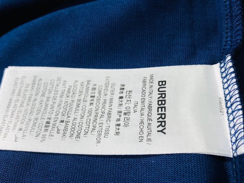 Burberry T-Shirts - 263