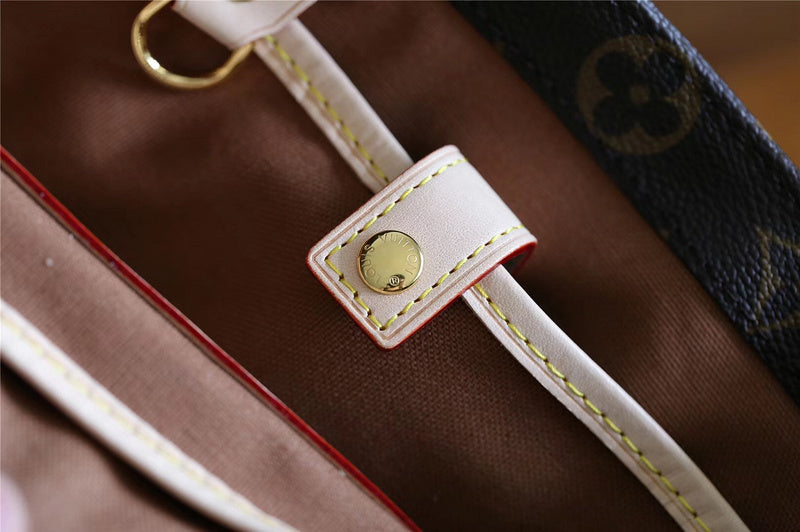 I W Fashion Lu-Vi bags - 8409